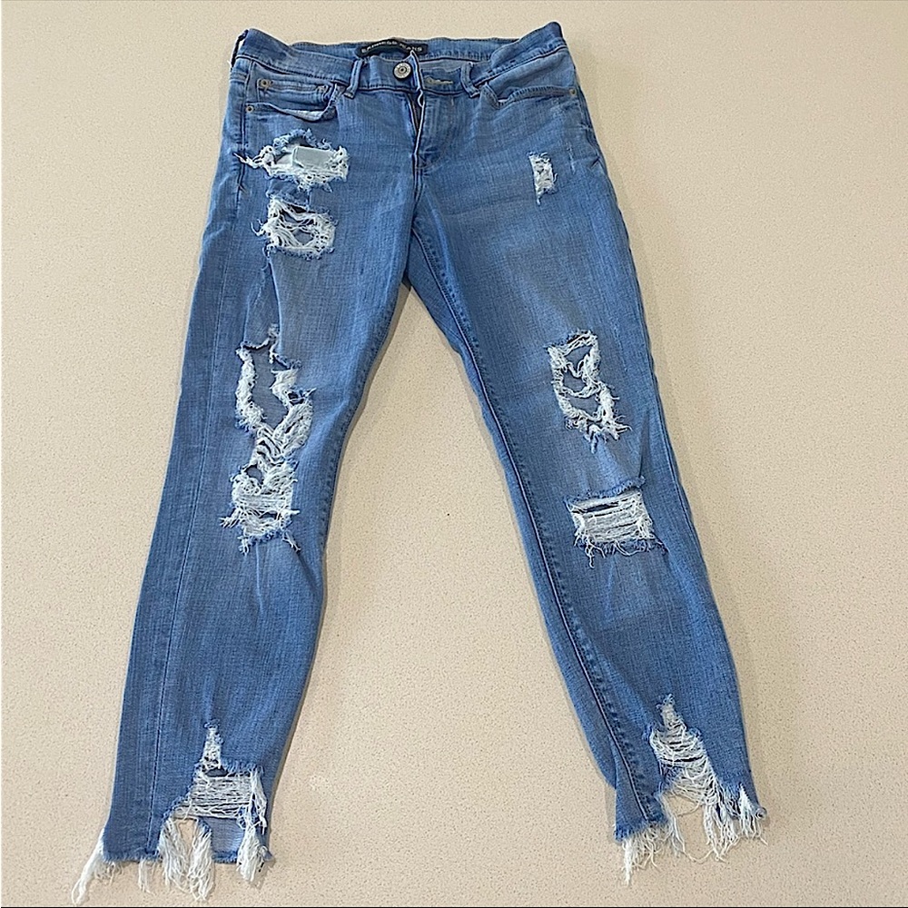 Express mid rise distressed ankle jean legging size 4 short
